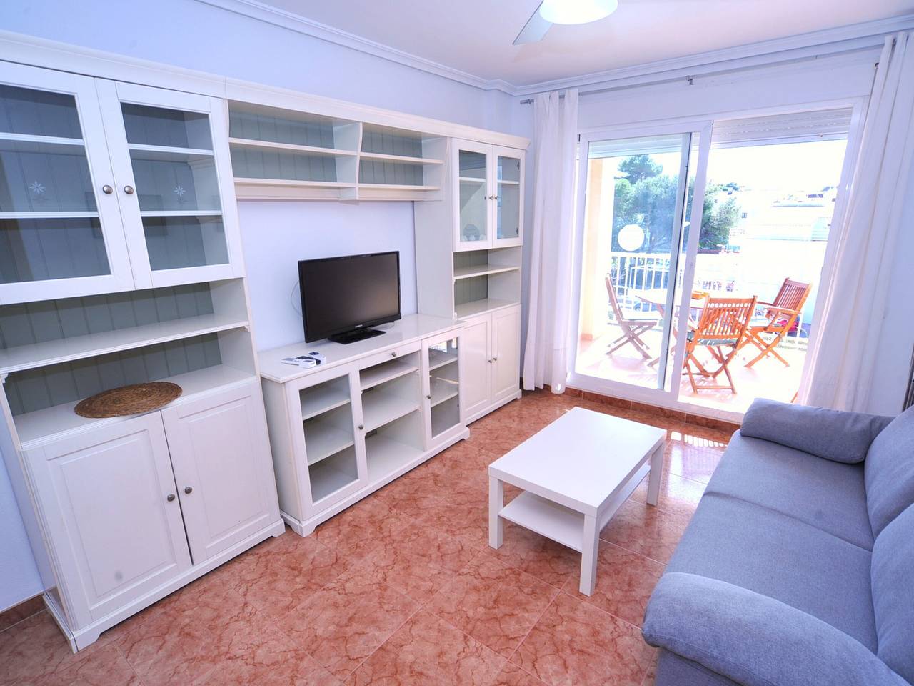 Entire apartment, Family apartment with communal pool and parking in Alcoceber in Alcossebre, Alcalà de Xivert