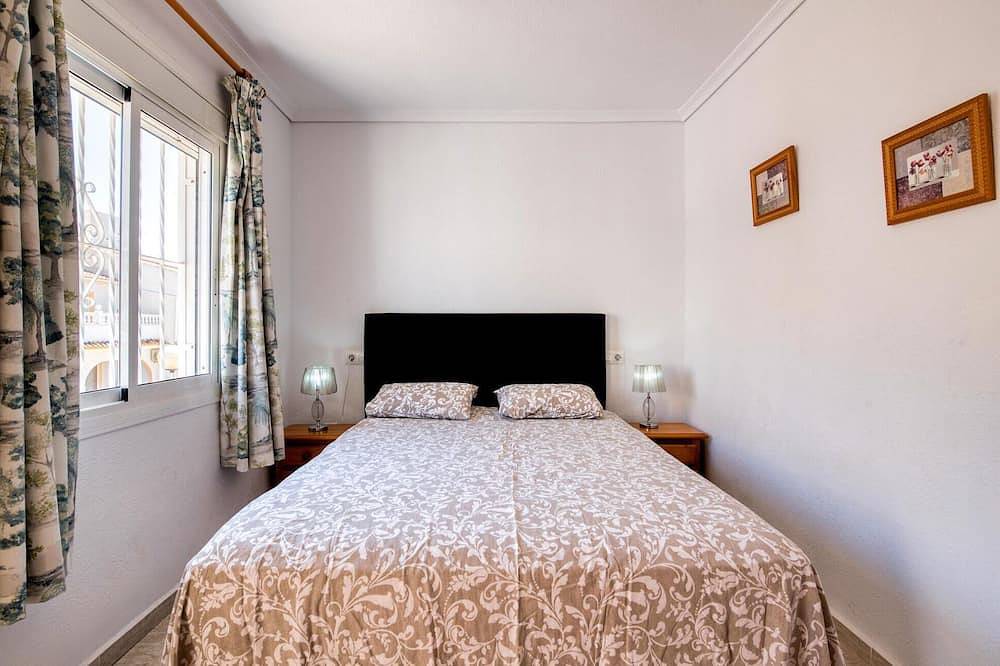 Gorgeous home in Santa Pola with Wifi in Santa Pola, Costa Blanca