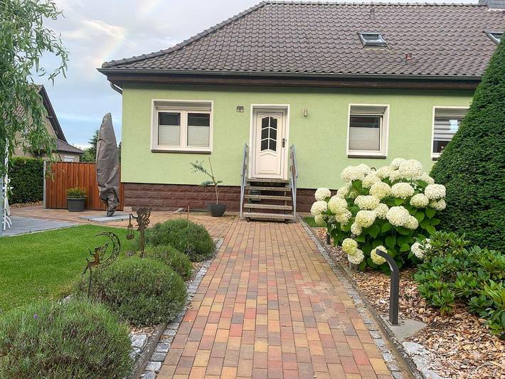 Ferienwohnung für 3 Personen, mit Terrasse und Garten in Malchow