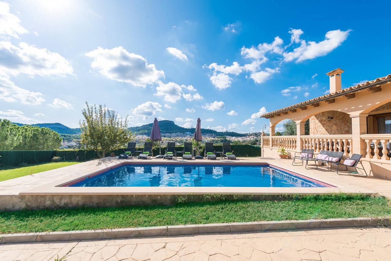 Solluna - Villa with private pool and beautiful views to the town of Son Servera, located only 3 km away from Cala Bona. Free Wifi in Son Servera, East Majorca
