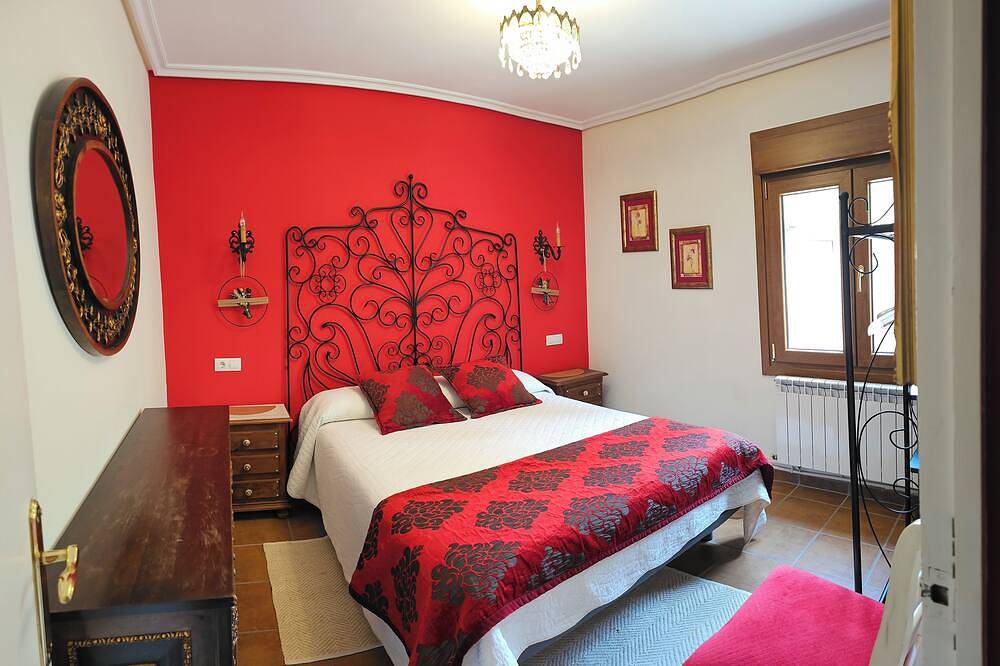 Legado de Zabala, casa rural única y exclusiva. ¡Con vistas, jardín y solarium! in Laguardia, Rioja Alavesa