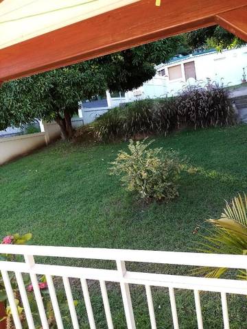 Gîte pour 5 personnes, avec vue et balcon à Baillif
