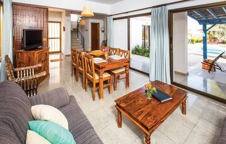 Location de vacances pour 4 personnes, avec terrasse et piscine à Chypre - 4