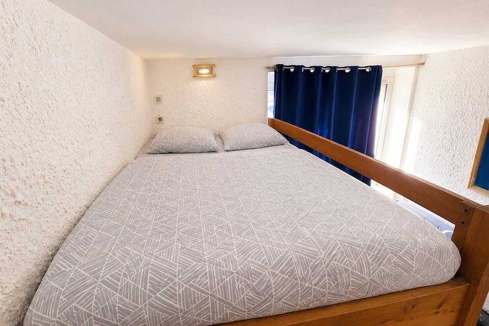 Appartement entier, Le Français, studio au calme proche de la gare in Besançon, Doubs