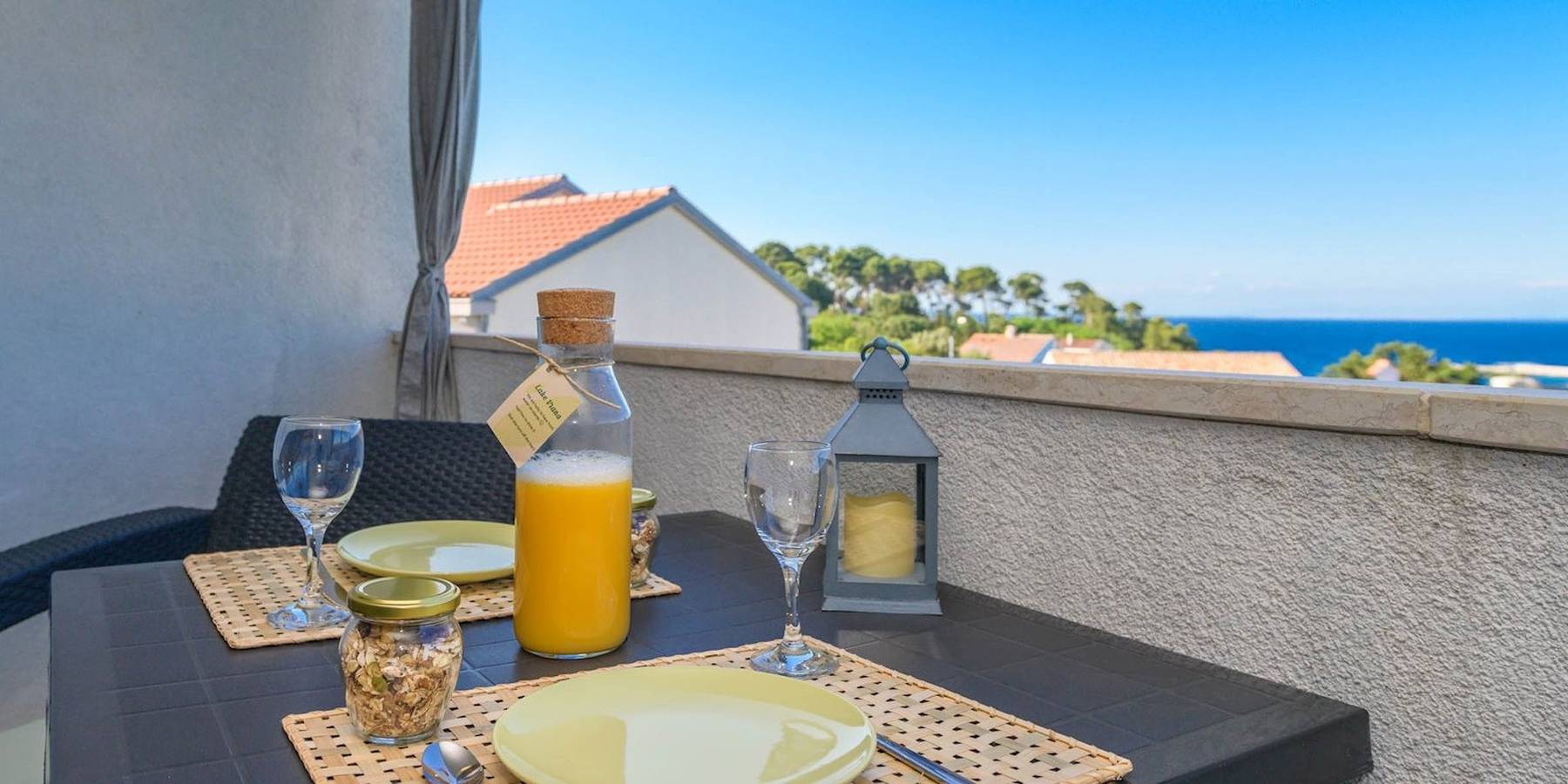 Cijeli apartman za odmor, Holiday apartment with balcony  in Veli Losinj, Kvarn Islands