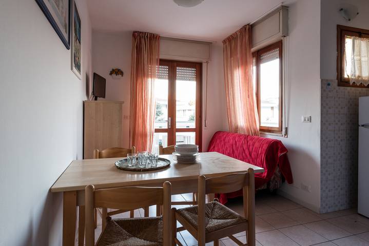 Gîte pour 6 personnes, avec vue sur l’océan et balcon/terrasse, animaux acceptés à Bibione