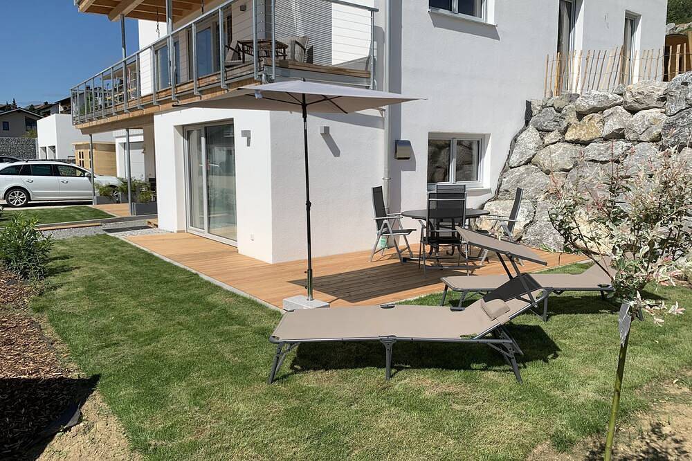 Ganze Wohnung, Luxus Wohlfühlappartement mit Sauna am Feldrand für 4 Personen (max. 6 möglich) in Wertach, Bayerisch Schwaben
