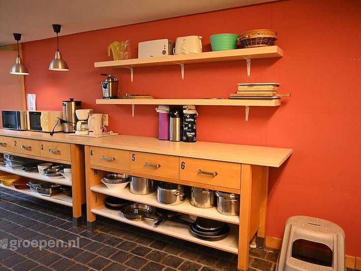 Location de vacances pour 20 personnes, avec terrasse et balcon/terrasse à Poperinge - 4