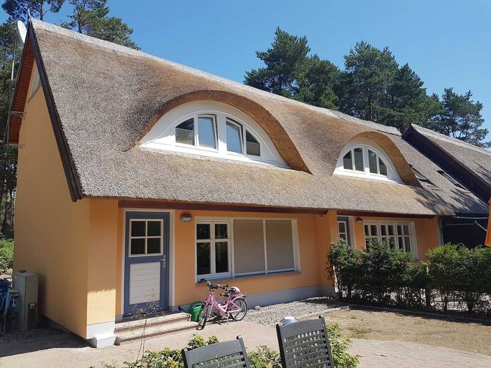 Ferienwohnung für 4 Personen, mit Garten und Terrasse in Karlshagen - 2