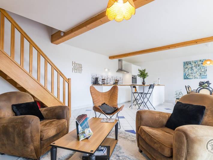 Gîte pour 4 personnes, avec jardin dans Saint Sauveur De Pierrepont - 2