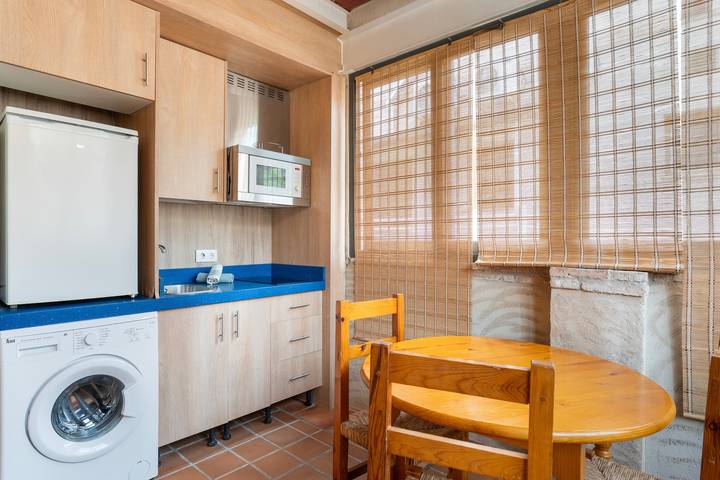 Ganze Wohnung, Apartment 'Naroha' mit Bergblick, Gemeinschaftspool und Wlan in Arroyo Frío, La Iruela