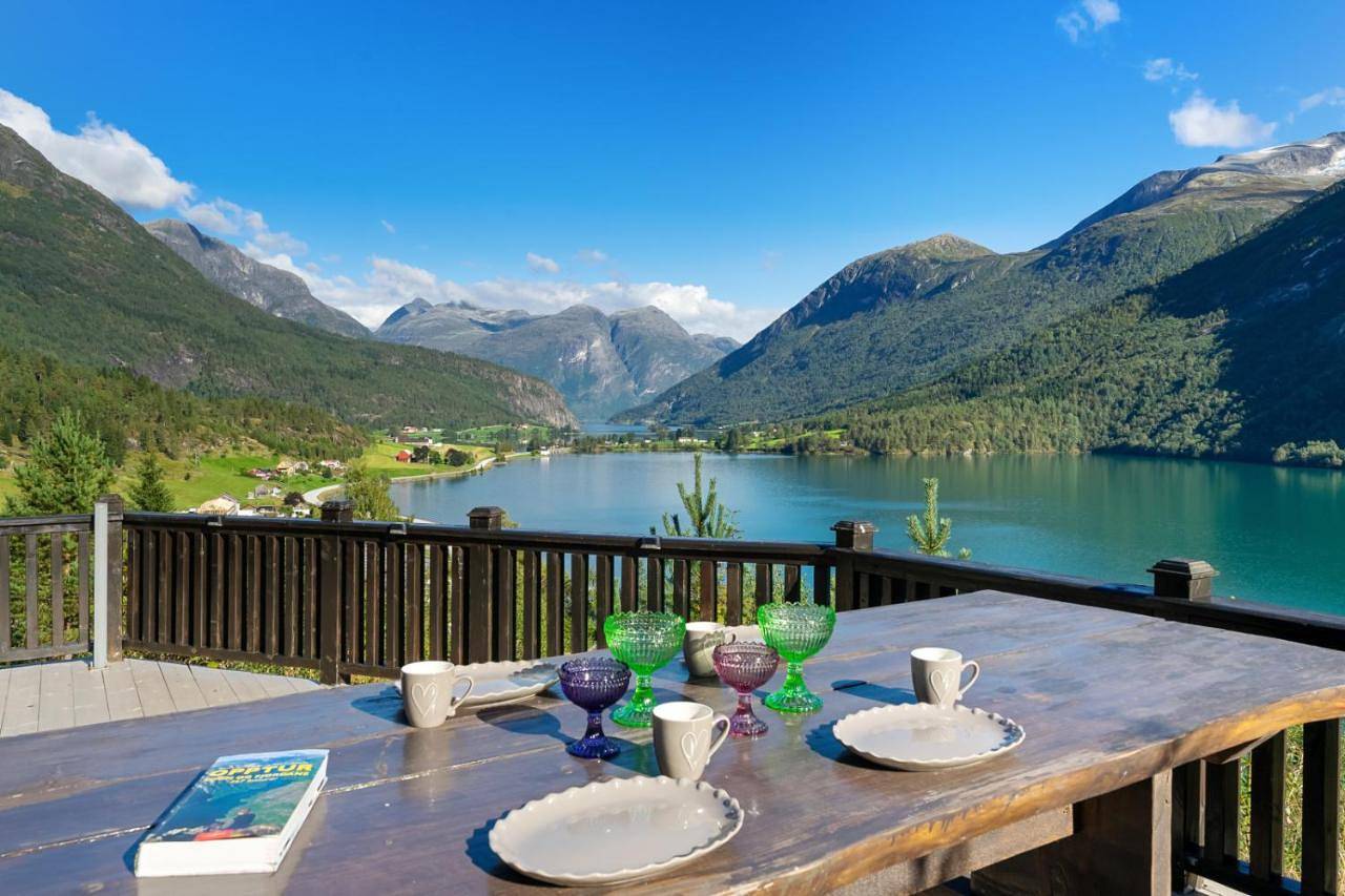 Luxury cabin with amazing views in Stryn 
