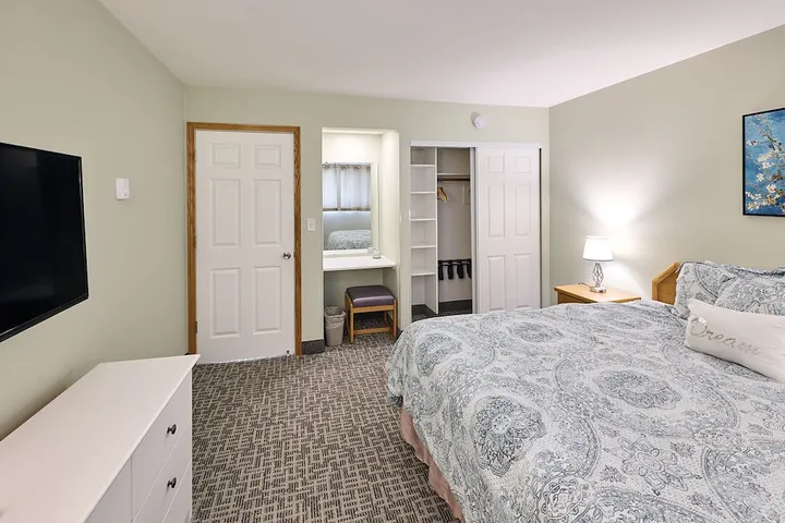 Vacation apartment for 6 people, with balcony and hot tub, with pets - 1