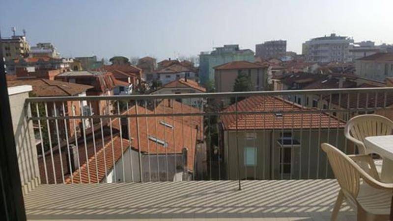 Location de vacances pour 8 personnes, avec balcon dans Bellaria-Igea Marina - 3