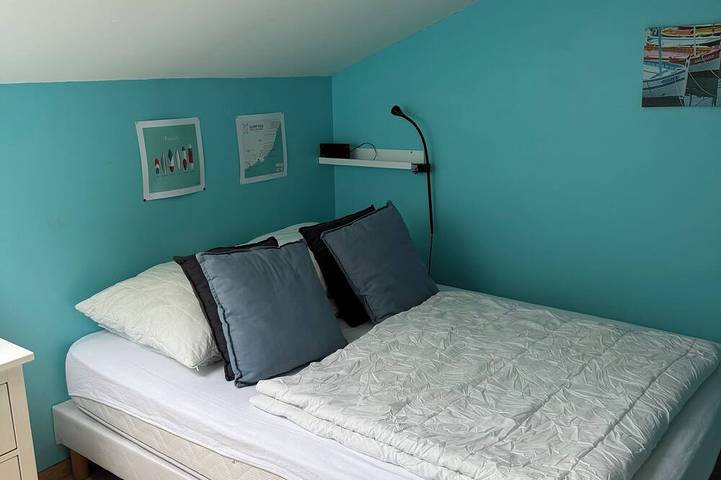 House with garden, quiet, 10' walk from the main beach and 15' from Spain in Saint-Jean-de-Luz, Bayonne region