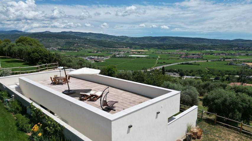 Villa pour 4 personnes, avec vue et jardin à Vérone
