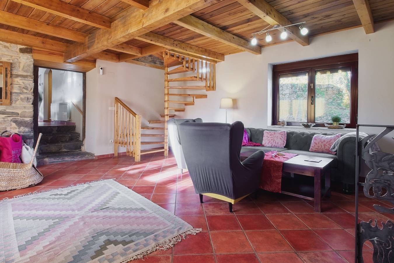 Casa Rural Ucedo mit Bergblick in Villagatón, Cordillera Cantábrica
