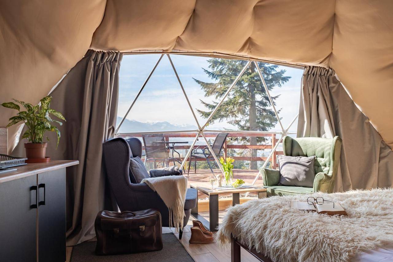 Tent in Małe Ciche, Karpaty (Polska)