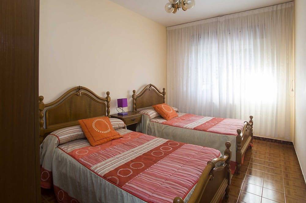 Ganze Wohnung, Bueu: Ferienwohnung Galizien- 5 Räume - 4/7 Personen in Praia de Beluso (Bueu), Bueu