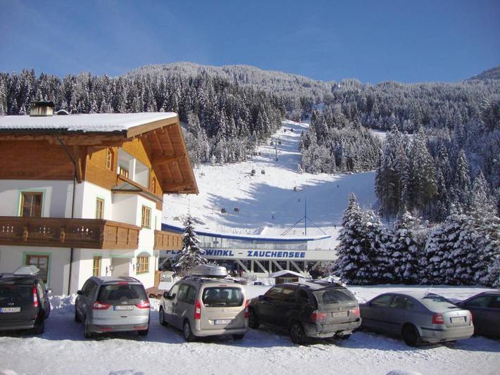 Ferienwohnung für 4 Personen, mit Ausblick und Garten sowie Sauna, mit Haustier in Flachau - 2