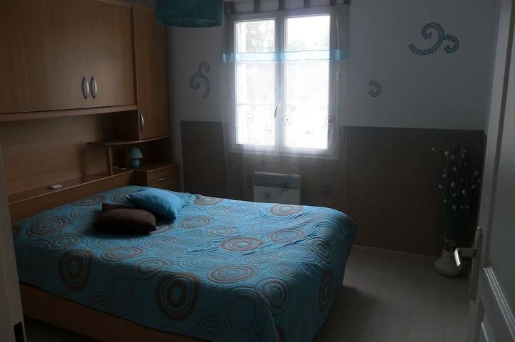 Location de vacances pour 4 personnes, avec terrasse à Landevieille - 3