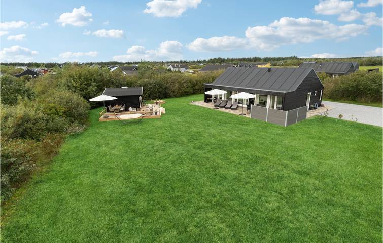 Ferienhaus für 8 Personen, mit Terrasse und Whirlpool sowie Sauna, mit Haustier in Tranum Strand