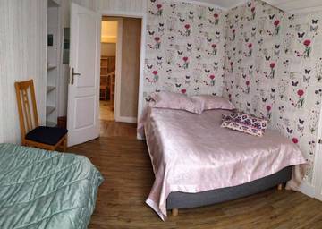 Chambre d’hôte pour 3 personnes, avec terrasse ainsi que jardin et vue à Clamart