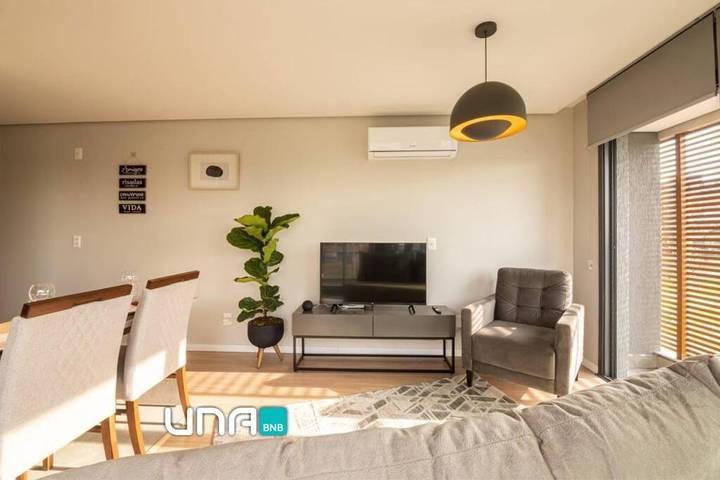 Casas e apartamentos de temporada para 2 pessoas, com vista para o lago e vista e ainda balcão em Pelotas