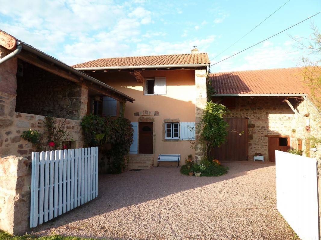 Gîte für 5 Personen mit Terrasse in Dompierre-les-Ormes, Mâcon und Umgebung