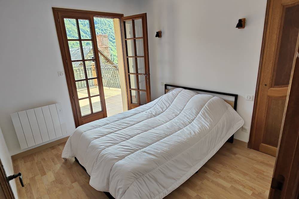 Chalet 15 Personnes avec Jacuzzi privatisé in Boutx, Pyrénées