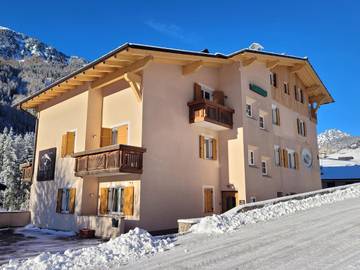 Maison d’hôte pour 2 personnes, avec vue et balcon à Canazei