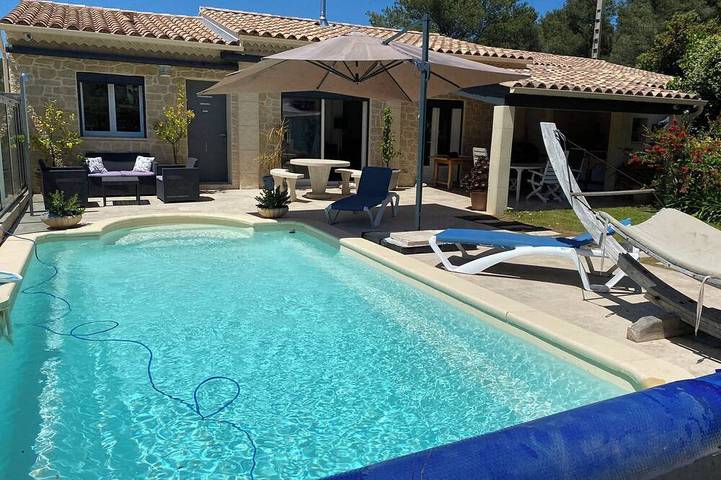 Ferienhaus für 4 Personen, mit Whirlpool und Pool