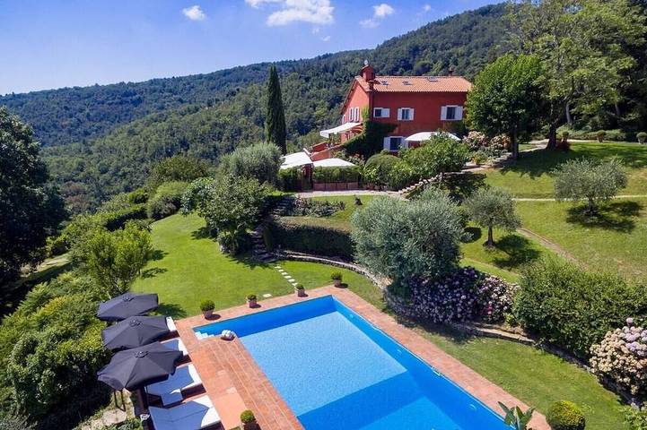 Agriturismo per 6 persone, con terrazza in Rignano sull'Arno