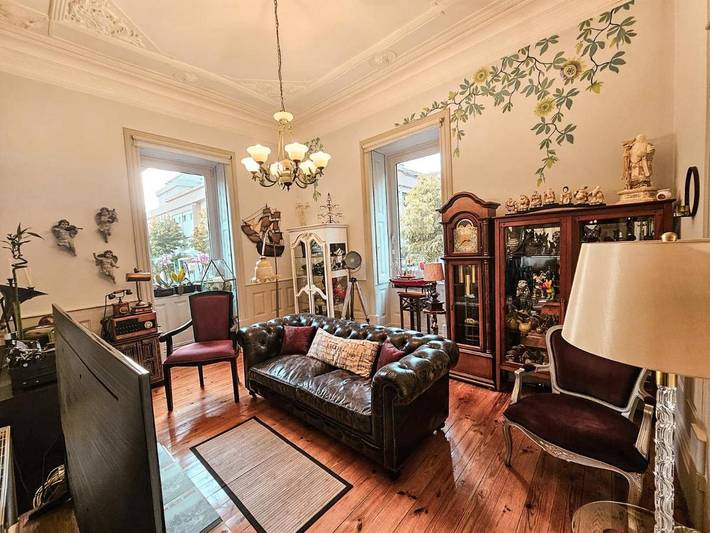 Gîte pour 2 personnes, avec Terrasse ainsi que Jardin et Piscine à Espinho - 4