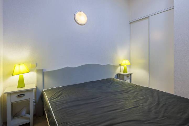 Maisonnette 4 pers dans résidence avec piscine in Aubignan, Parc naturel régional du Mont-Ventoux