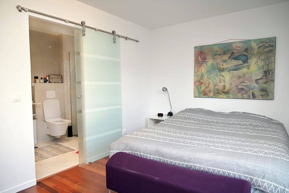 6-bedroom house with the swimming pool, jacuzzi and sauna in Villennes-sur-Seine, Yvelines