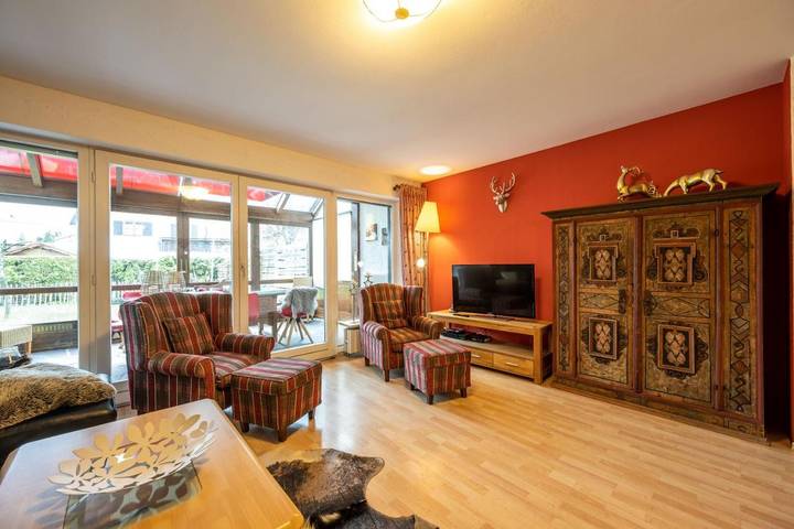 Ferienhaus für 12 Personen, mit Sauna und Garten sowie Ausblick, mit Haustier