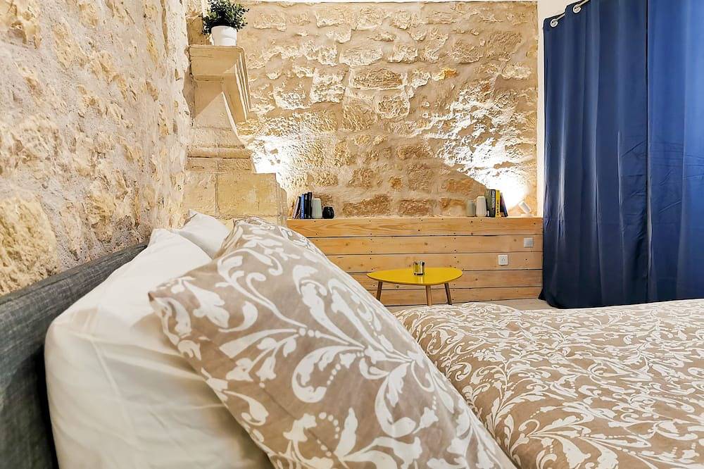 Apartamento entero, Superbe T3 Design et Fonctionnel - Hyper Centre à Saintes in Saintes, Saintes region