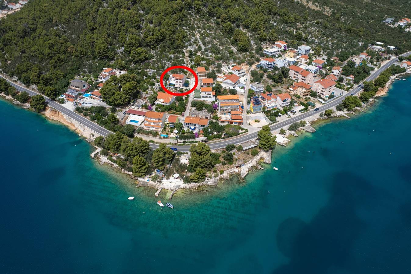 Cijeli apartman, Dvosobni apartman s terasom i pogledom na more Poljica, Trogir A-11103-b in Poljica, Splitsko-dalmatinska županija