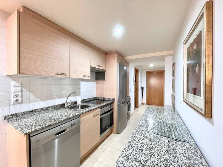 Apartamento de vacaciones para 5 personas, con jardín y jacuzzi además de terraza y piscina, Familias con niños en Provincia de Almería - 4