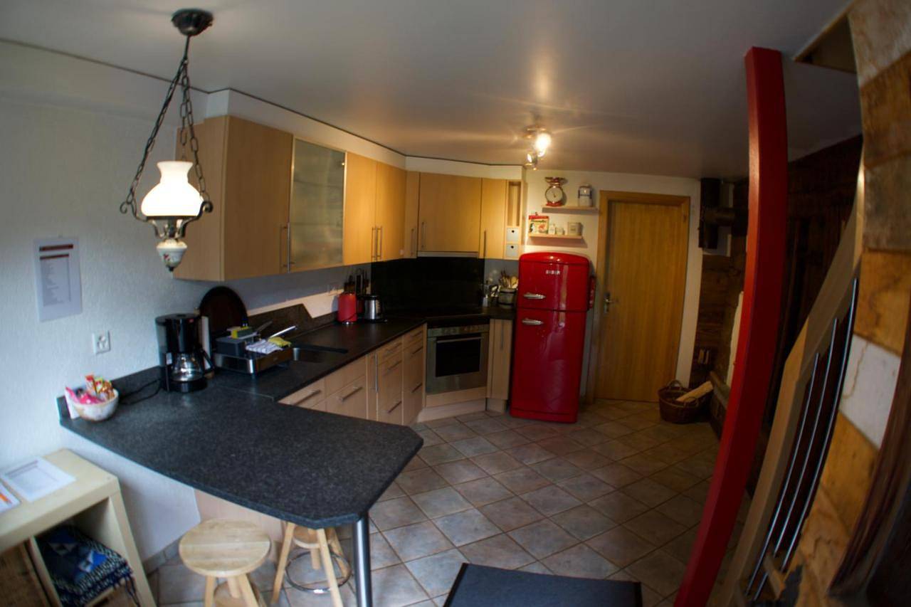 Ganze Wohnung, Two-Bedroom Apartment in Weissenried, Blatten