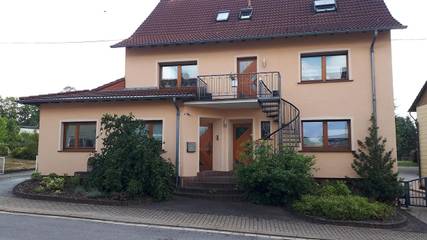 Ferienwohnung für 4 Personen, mit Terrasse und Garten in Wadern
