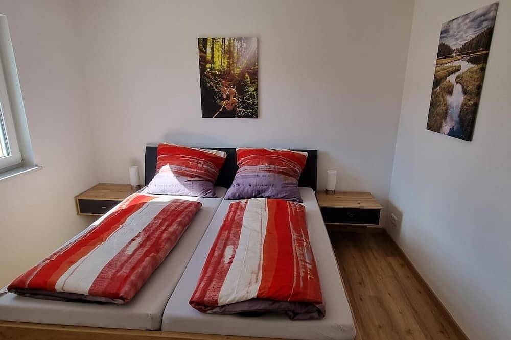 Ganze Wohnung, Gemütliches Feriendomizil (65 qm) mit großer Terasse in Schönberg (Bayern), Ostbayern