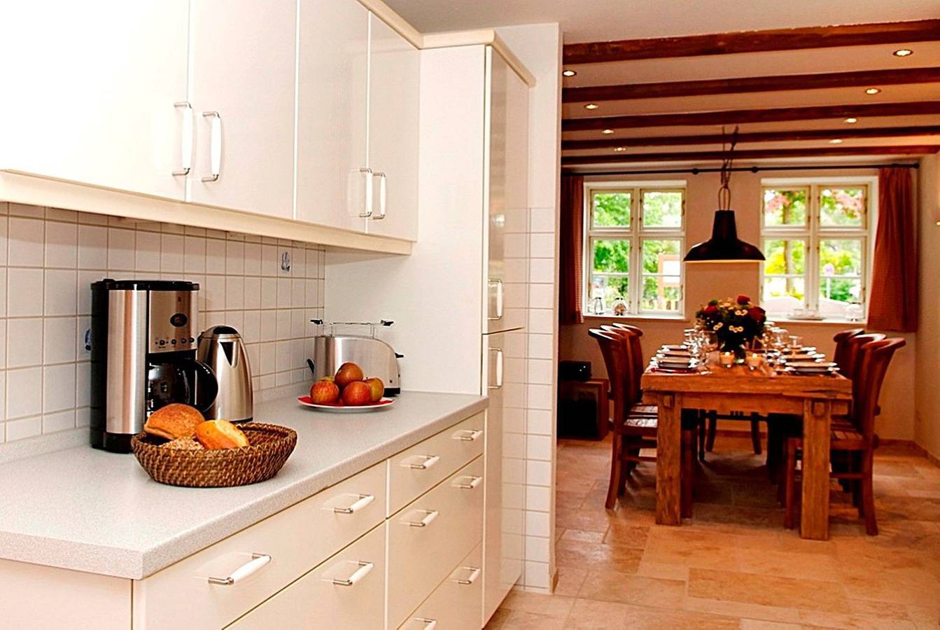 Ferienhaus "Schifferwiege"- historisches Kapitänshaus ca.130 m² für 2-6 Personen in Wustrow, Fischland