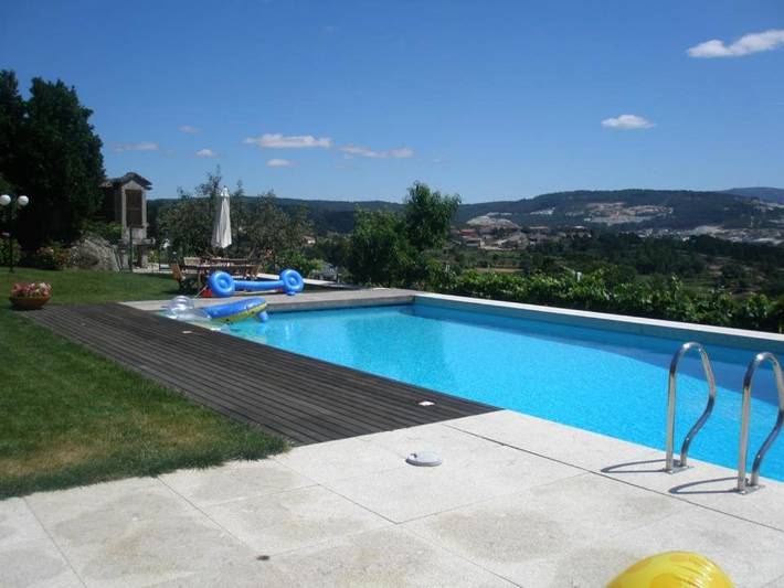 Location de vacances pour 10 personnes, avec jacuzzi ainsi que piscine et jardin, adapté aux familles dans Vila Pouca de Aguiar - 3