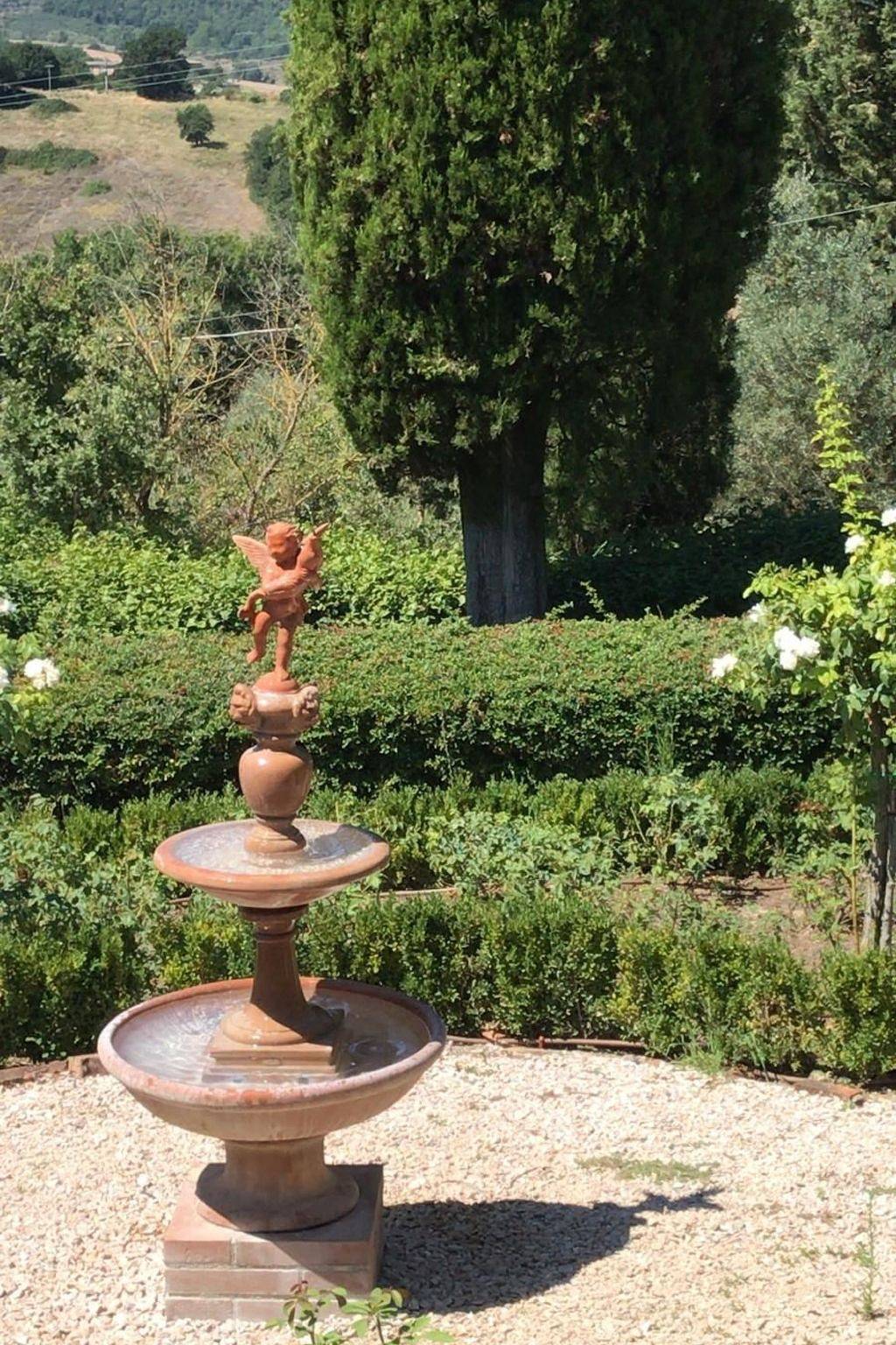 Ganze Wohnung, Wunderschöne Wohnung in Chiusi mit Gemeinschaftspool mit Panoramablick in Chiusi, Chianti