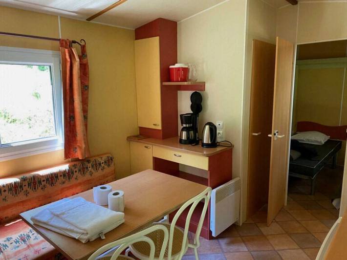 Bungalow für 4 Personen, mit Kinderpool in der Auvergne - 3