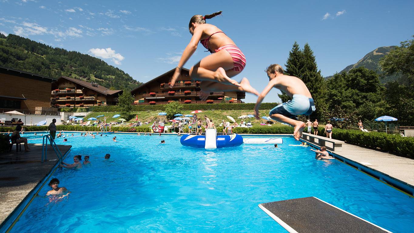 Hôtel Le Palladium - Chambre Family and Friends in Planachaux, Champéry