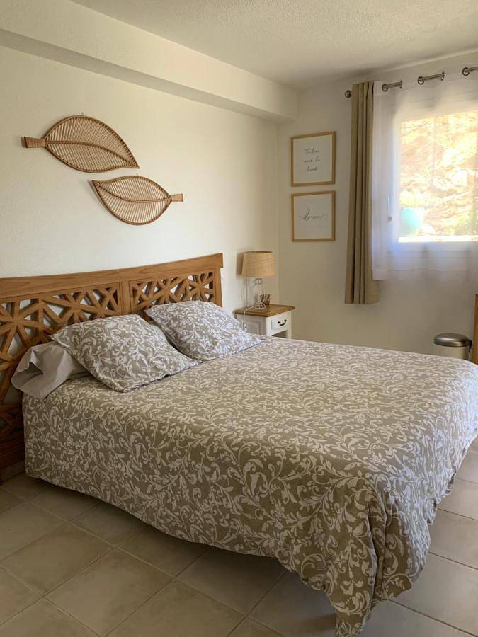 Chambre d’hôte pour 2 personnes, avec terrasse et vue à La Londe-les-Maures - 2