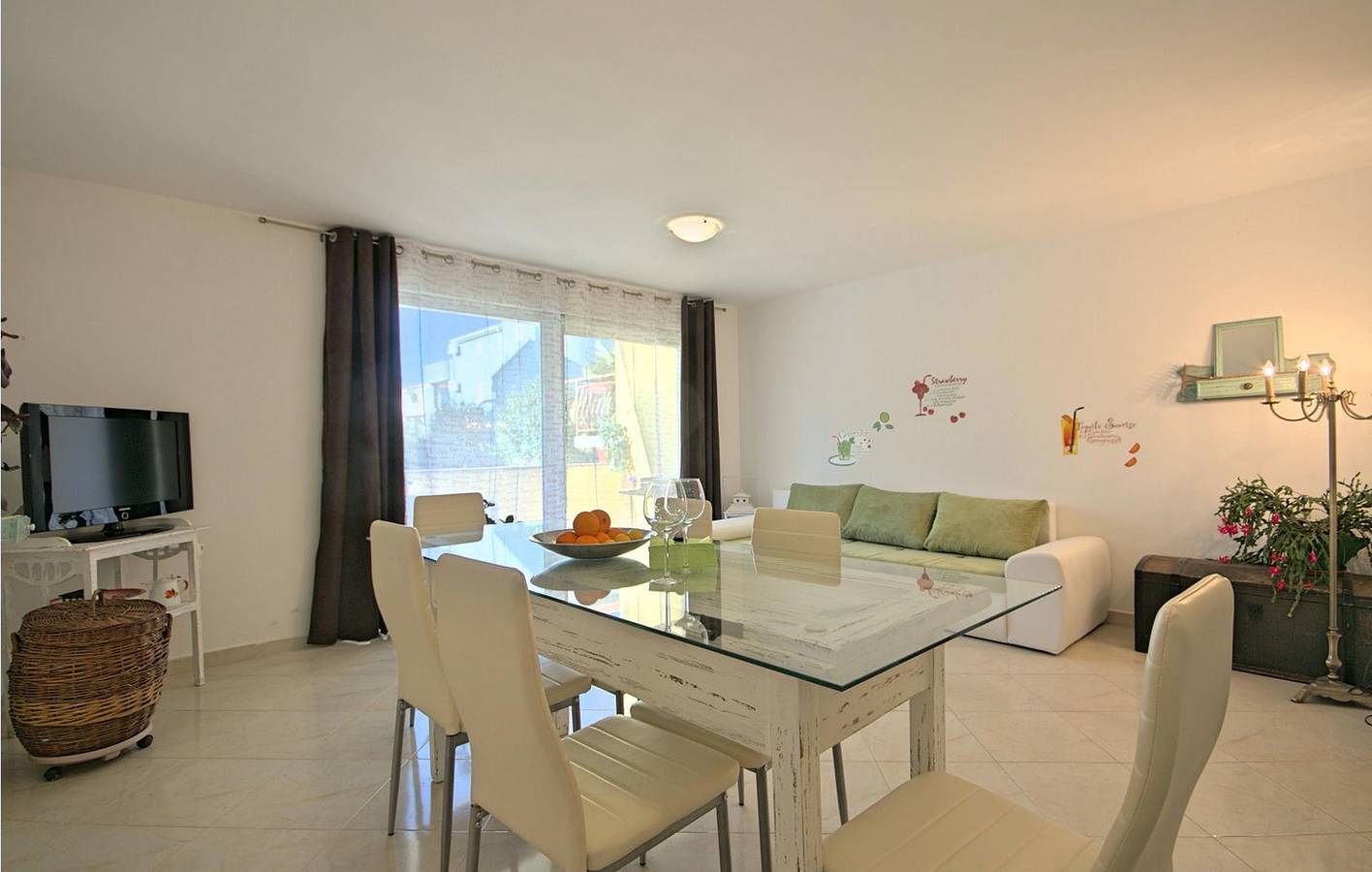 Ganze Ferienwohnung, Ferienwohnung für 4 Personen mit Terrasse in Zambratija, Umag und Umgebung